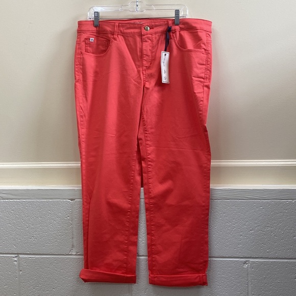 NWT Christopher Blue mid rise  Boyfriend 12 jeans - Picture 1 of 8